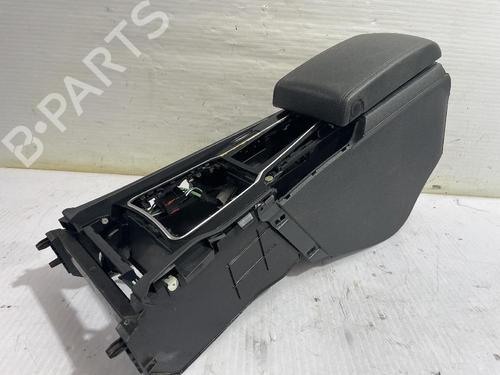 Console centrale PEUGEOT 508 I (8D_) 2.0 HDi (163 hp) 31560938