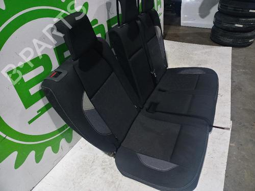 Rear seat PEUGEOT 2008 I (CU_) | BP31677045C17 - Image 3