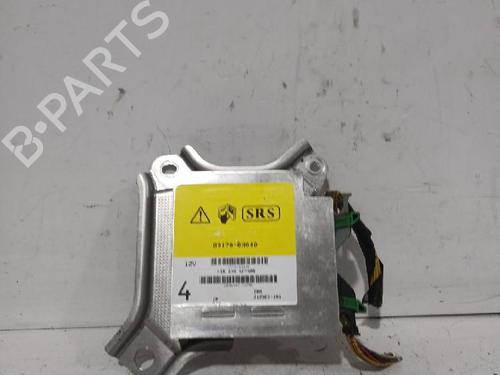 Used ECU airbags ECU airbags PEUGEOT 107 (PM_, PN_) 1.4 HDi (54 hp) 33735168 33735168