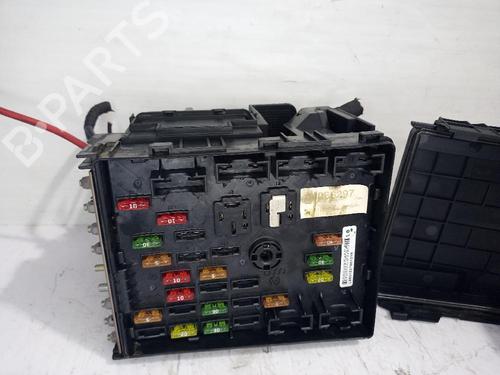 Fuse box VW PASSAT B7 (362) 1.6 TDI | BP31557501E1 - Image 3