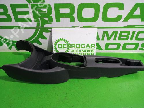 Used Middle console Middle console FORD FOCUS I Saloon (DFW) 1.8 Turbo DI / TDDi (90 hp) 31546825 31546825