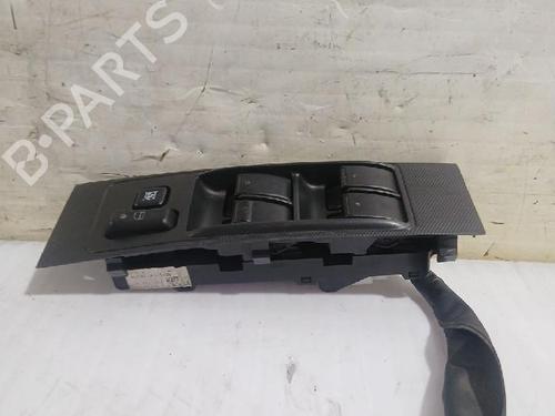Used Left front window switch Left front window switch TOYOTA COROLLA Verso (ZER_, ZZE12_, R1_) 2.2 D-4D (AUR10_, AUR10R) (177 hp) 31563695 31563695