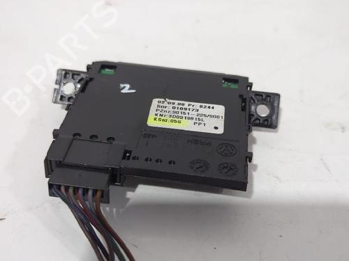 switch-vw-phaeton-3d1-3d2-3d3-3d4-3d6-3d7-3d8-3d9-2002-2003-2004-2005-2006-2007-2008-2009-2010-2011-2012-2013-2014-2015-2016-31567638 main image