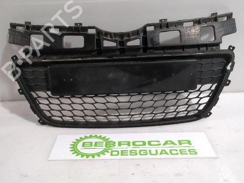 Used Grille HYUNDAI i30 (FD) 1.6 CRDi (90 hp) 31566961