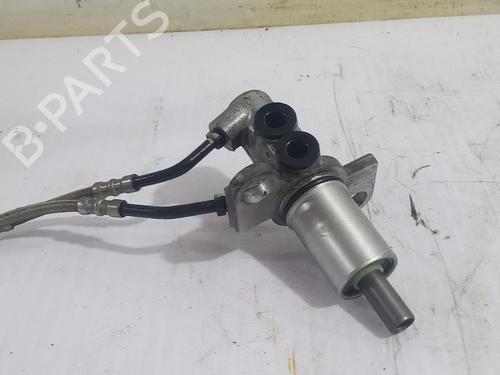 Used Brake master cylinder Brake master cylinder VW PASSAT B5.5 (3B3) 1.9 TDI (130 hp) 31562353 31562353