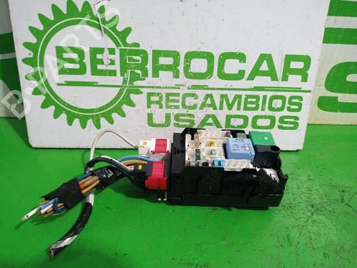 Used Fuse box PEUGEOT 508 I (8D_) 2.0 HDi (140 hp) 31549156