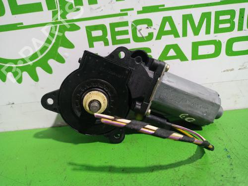 Used Right front window motor FORD FIESTA V (JH_, JD_) 1.4 TDCi (68 hp) 31550498