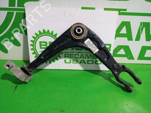 Used Right front suspension arm PEUGEOT 407 SW (6E_, 6D_) 2.0 (136 hp) 31548342