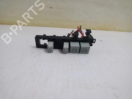 Used Fuse box VW PASSAT B6 (3C2) 2.0 TDI (140 hp) 31559312