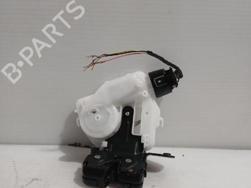 Used Tailgate lock TOYOTA YARIS (_P21_, _PA1_, _PH1_) 1.5 Hybrid (MXPH11) (92 hp) 31567062