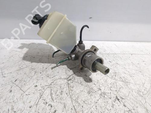 Used Brake master cylinder RENAULT CLIO II (BB_, CB_) 1.2 (BB0A, BB0F, BB10, BB1K, BB28, BB2D, BB2H, CB0A,... (58 hp) 32465619