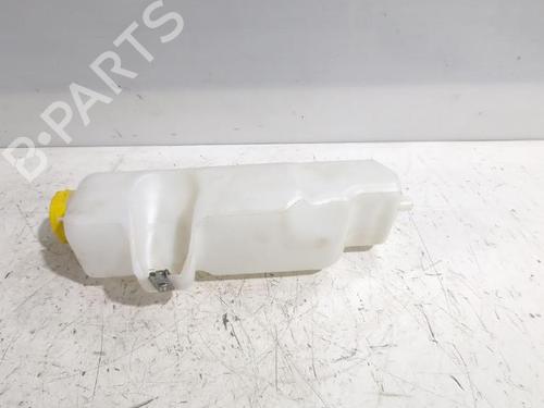 Windscreen washer tank SMART FORFOUR Hatchback (453) electric drive / EQ (453.091) | BP32464271C113