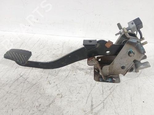 Used Clutch pedal Clutch pedal KIA RIO II (JB) 1.5 CRDi (110 hp) 31566115 31566115