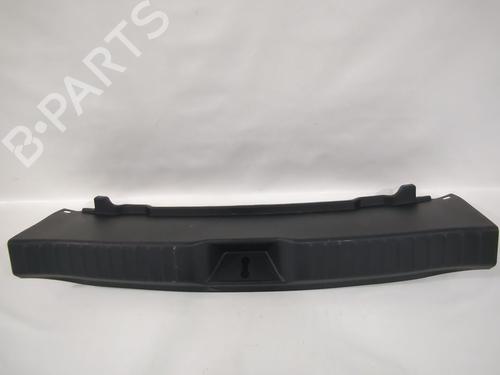 Tailgate trim MAZDA 3 Hatchback (BP) SKYACTIV-X M Hybrid AWD (BP2H) | BP38867406C151 - Image 2