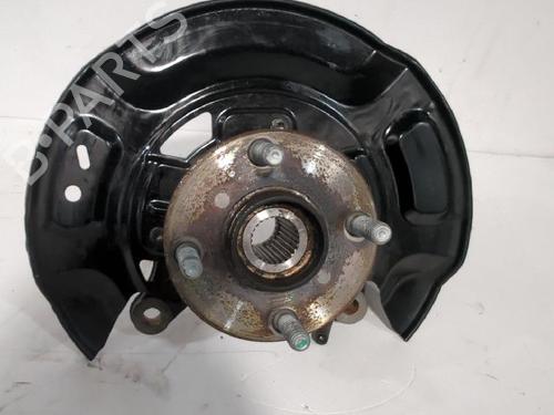 Used Right front steering knuckle Right front steering knuckle TOYOTA YARIS (_P13_) 1.5 (NSP131_) (112 hp) 31562957 31562957