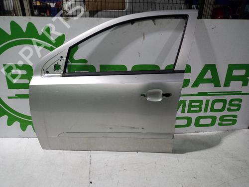 Used Left front door OPEL ASTRA H Saloon (A04) 1.4 (L69) (90 hp) 31551313