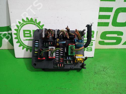 Used Fuse box Fuse box PEUGEOT 508 I (8D_) 2.0 HDi (140 hp) 31549154 31549154