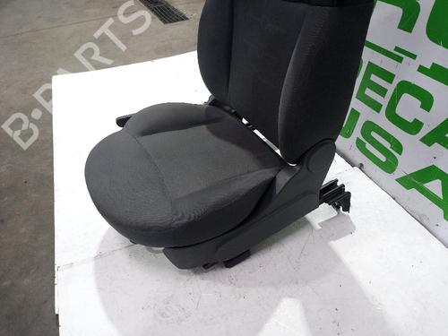 Left front seat FIAT 500 C (312_) 1.3 D Multijet (312CXE1A, 312AXE1A) | BP31551765C15