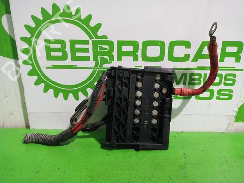 Used Fuse box FORD FIESTA V (JH_, JD_) 1.4 TDCi (68 hp) 31550569