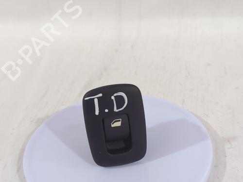 Used Right rear window switch Right rear window switch 39610851 39610851