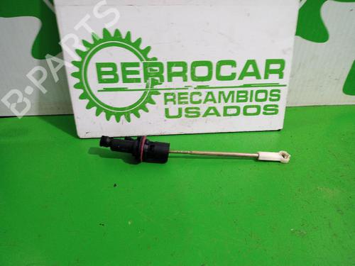 clutch-slave-cylinder-peugeot-307-break-3e-2002-2003-2004-2005-2006-2007-2008-2009-31546787 main image