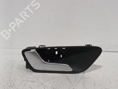 Venstre bak invendig håndtak Venstre bak invendig håndtak FORD PUMA (J2K, CF7) 1.0 EcoBoost (125 hp) 33904668 33904668