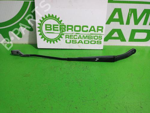 Used Front windshield wiper arm Front windshield wiper arm 31675350 31675350