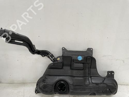 Used Fuel tank RENAULT SCÉNIC II (JM0/1_) [2003-2010]  31677556