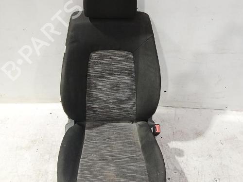 Used Right front seat KIA CEE'D Hatchback (ED) 1.6 CRDi 90 (90 hp) 31566581
