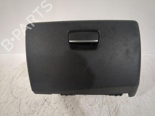 Used Glove box BMW 1 (E87) 120 d (177 hp) 31565517