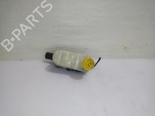 Used Brake master cylinder Brake master cylinder CHRYSLER VOYAGER / GRAND VOYAGER III (GS_, NS_) 2.5 TD (116 hp) 31557763 31557763