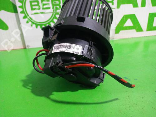 Heater blower motor CITROËN C3 II (SC_) 1.2 VTi 82 | BP31551527M62