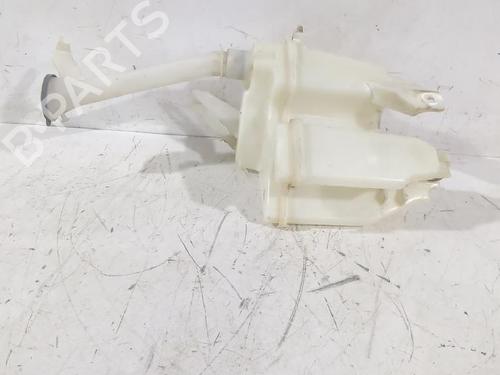 Used Windscreen washer tank NISSAN JUKE (F15) 1.5 dCi (110 hp) 32489168