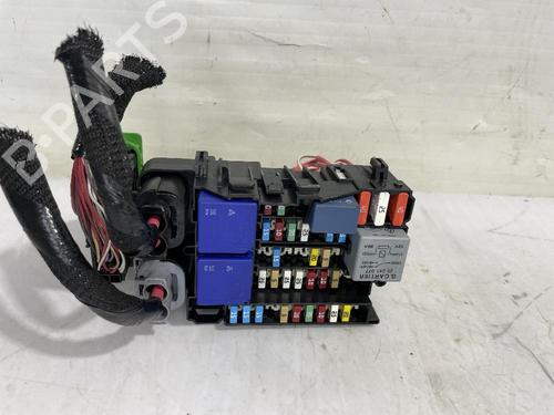 Fuse box RENAULT MEGANE IV Saloon 1.3 TCe 115 (LVN9) | BP31558344E1 - Image 4
