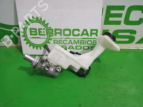 Used Brake master cylinder NISSAN QASHQAI II (J11, J11_) 1.3 DIG-T (140 hp) 31548972