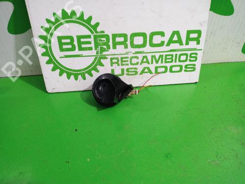 Used Horn PEUGEOT 307 Break (3E) 1.6 16V (109 hp) 31546795