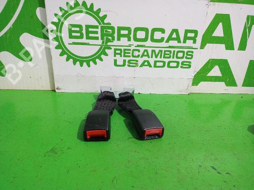 Used Seat buckle FORD FIESTA V (JH_, JD_) 1.4 TDCi (68 hp) 31552905