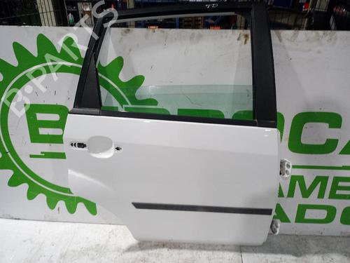 Used Right rear door Right rear door 31552952 31552952