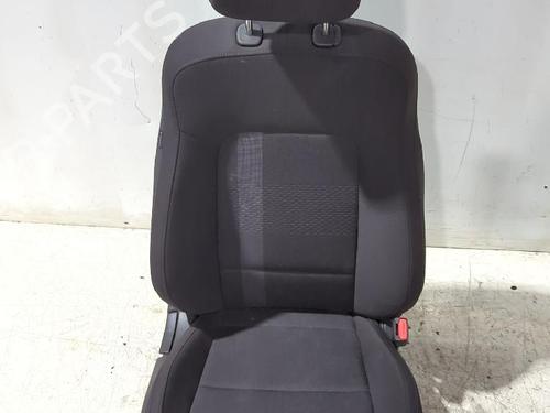 Asiento delantero derecho Asiento delantero derecho HYUNDAI i20 III (BC3, BI3) 1.0 T-GDI (101 hp) 35894570 35894570