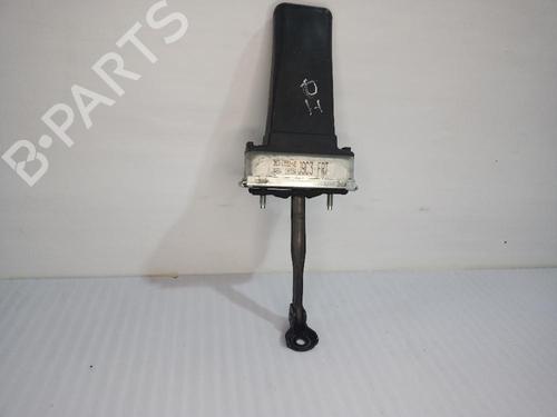 Used Hinge/Door check strap JAGUAR E-PACE (X540) 2.0 D150 AWD (150 hp) 31554729