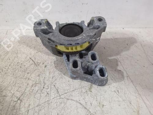 Used Engine mount Engine mount 31568289 31568289