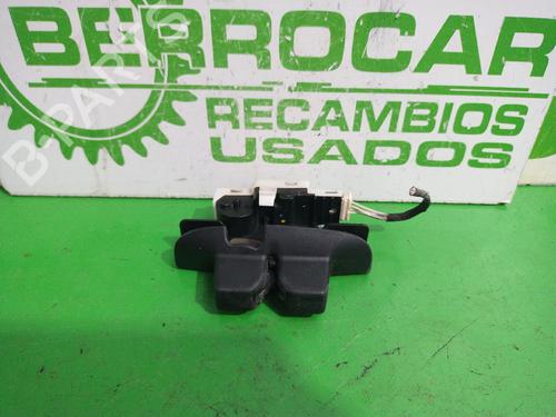 Used Tailgate lock RENAULT GRAND SCÉNIC II (JM0/1_) 1.6 Flex (112 hp) 31549359