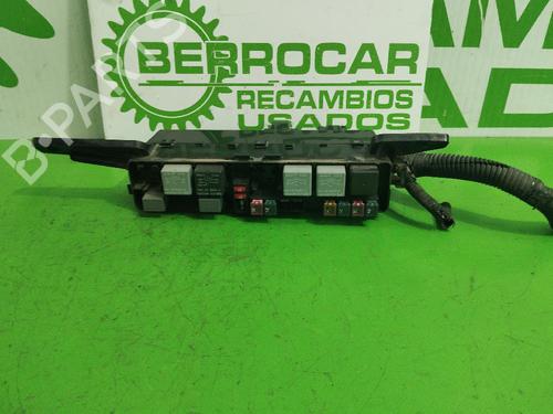 Used Fuse box Fuse box KIA CARNIVAL I (UP, FL) [1998-2001] 31674957 31674957