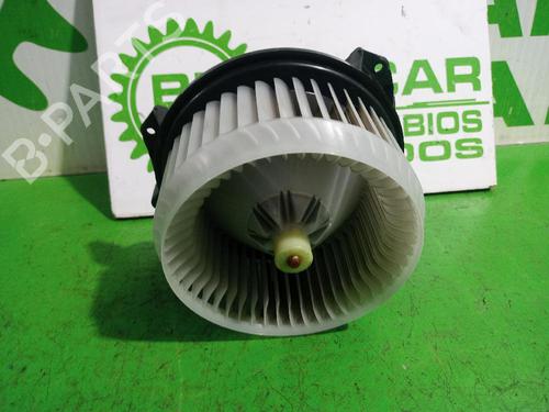 Used Heater blower motor Heater blower motor TOYOTA AURIS (_E18_) 1.2 (NRE185_, NRE185R) (116 hp) 31547864 31547864