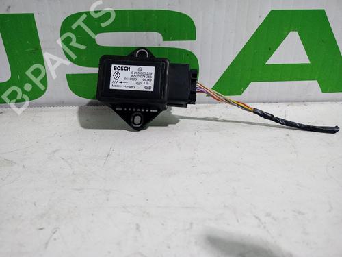 Used Electronic sensor Electronic sensor RENAULT SCÉNIC II (JM0/1_) [2003-2010] 31674086 31674086