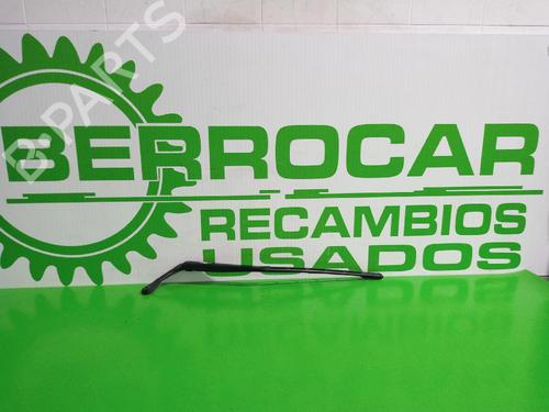 front-windshield-wiper-arm-ford-ka-ru8-2008-2009-2010-2011-2012-2013-2014-2015-2016-31543206 main image