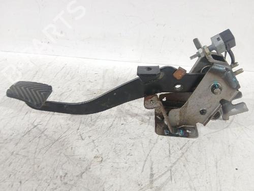 Used Clutch pedal KIA RIO II (JB) 1.5 CRDi (110 hp) 31566115