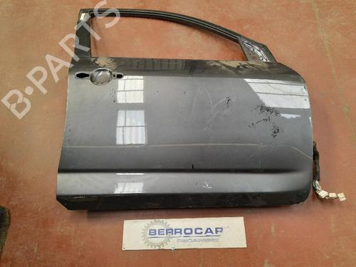 Used Right front door Right front door 31570569 31570569