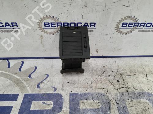 Used Air vent Air vent HYUNDAI GETZ (TB) 1.1 (63 hp) 31570483 31570483