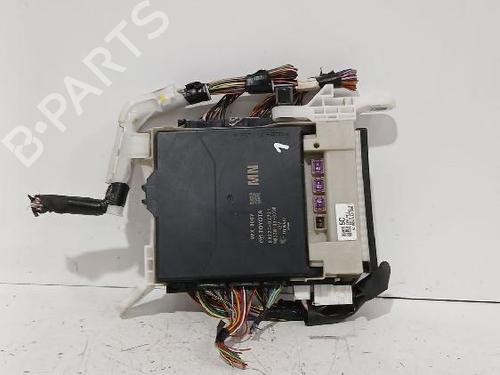 Used Electronic module Electronic module TOYOTA COROLLA Saloon (_E21_) 1.8 VVTi Hybrid (ZWE211) (122 hp) 33747271 33747271